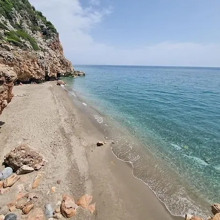Scenic Sea View 2br * 5min To * ألانيا